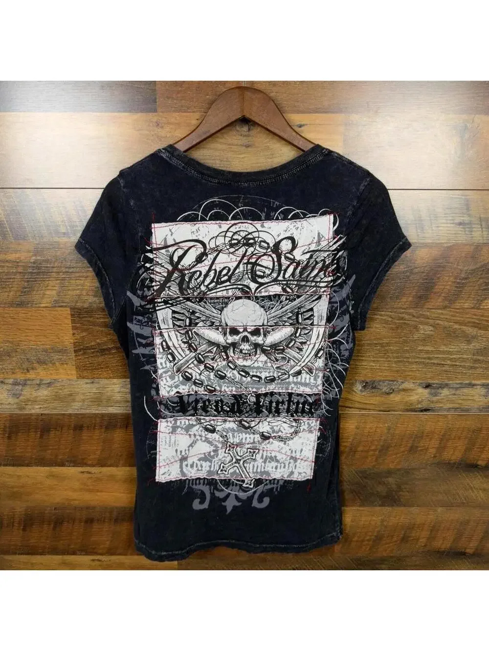 Y2K Rebel Saints Women’s Large VNeck Embroidered Graphic T-Shirt